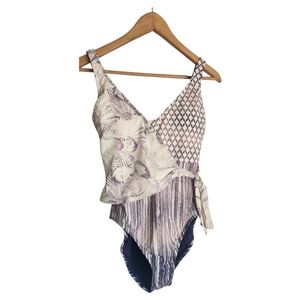 Tommy Bahama Wrap Front Scoop-Back Multi-Print One-Piece Swimsuit‎ size 4